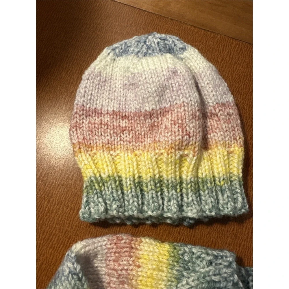 Warm hand-knitted baby set including cardigan, beanie hat and booties, Size 3 Mo